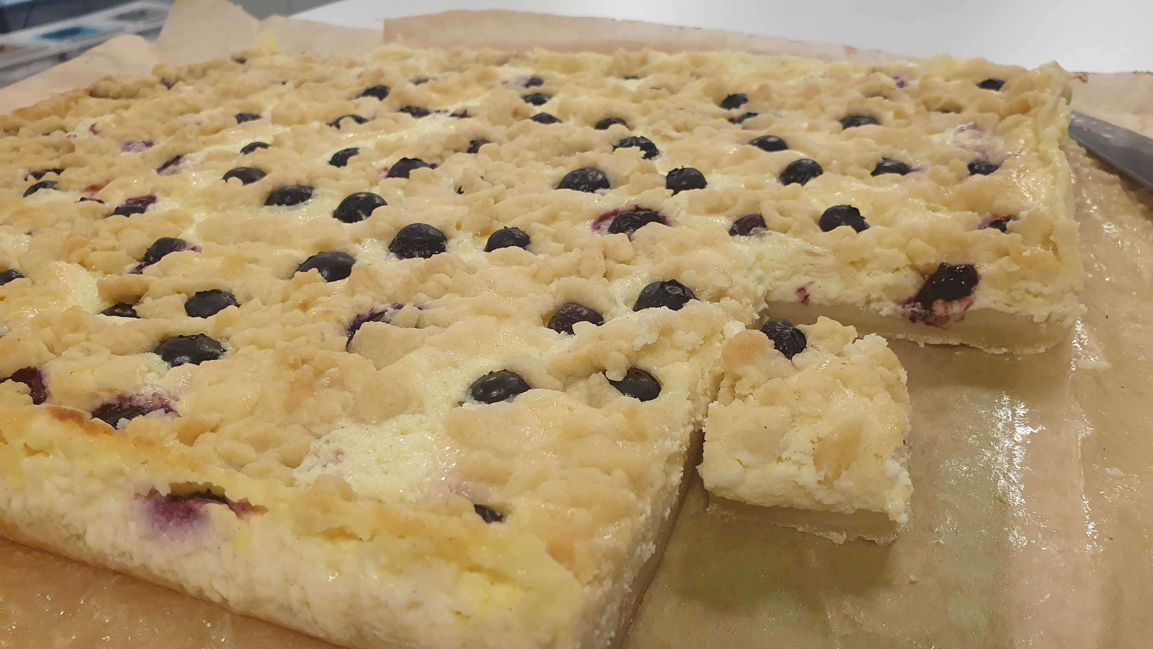 Quark Crumble Cake with Lemon and Blueberries